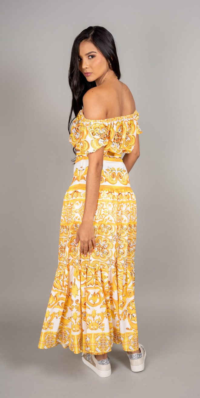 Set amarillo falda amplia